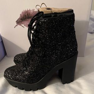 Jessica Simpson heels BRAND NEW NEVER WORN